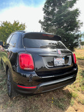 Load image into Gallery viewer, 2017 Fiat 500X Trekking
